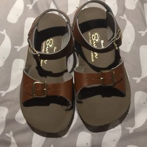 Surfer split leather sandals